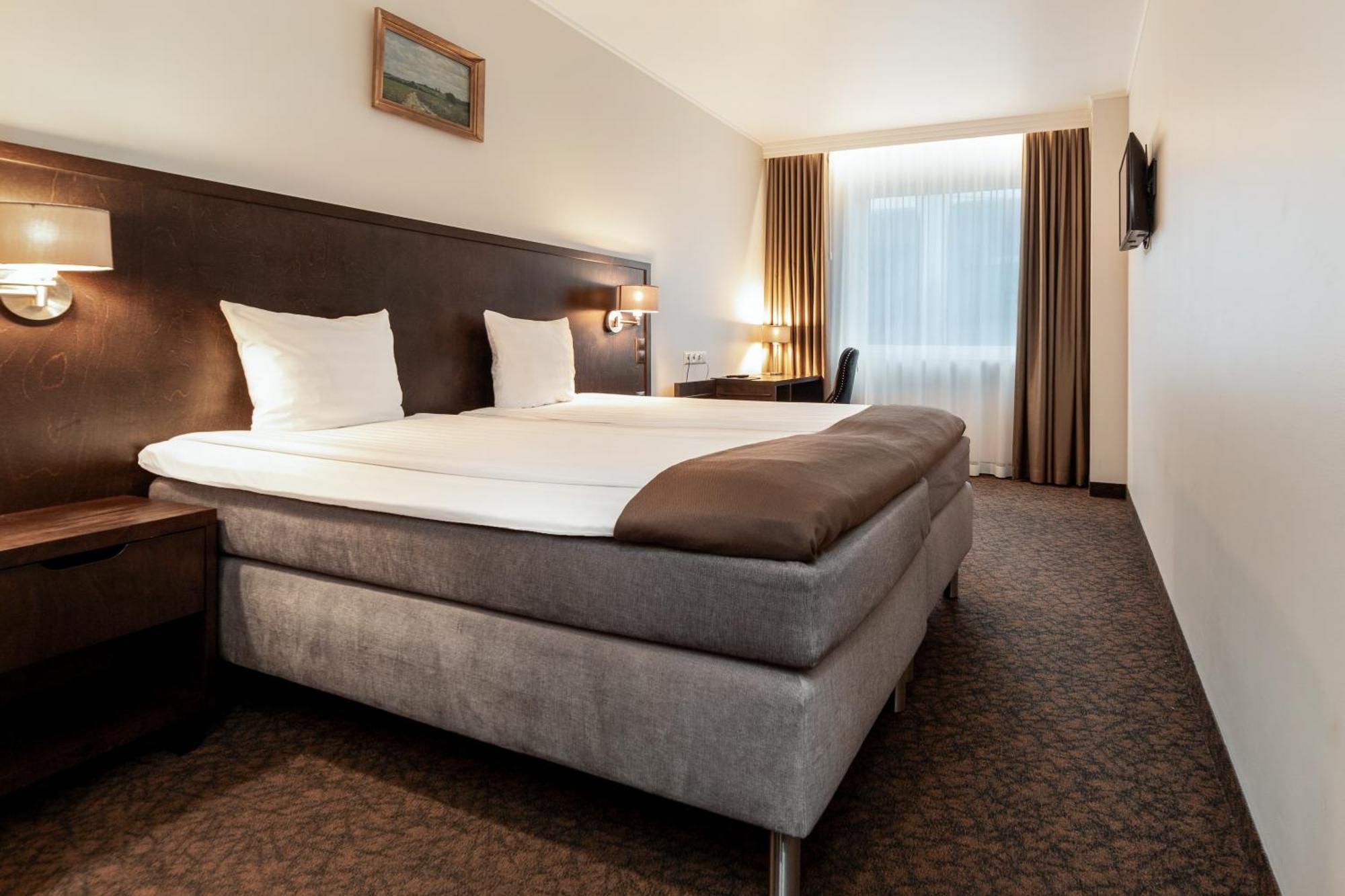 Adoryal Hotell 탈린 외부 사진